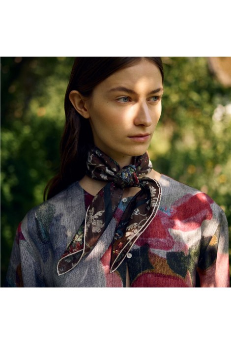 LIGHT SMALL ELIZA SCARF 2