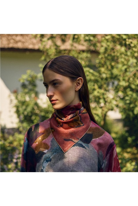 LIGHT SMALL ELSIE SCARF 2