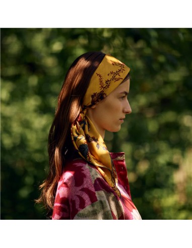 CLASSICAL ELENA SCARF