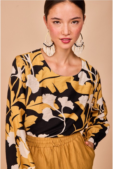 CAMISA PUNTAL FLOR NEGRA 2